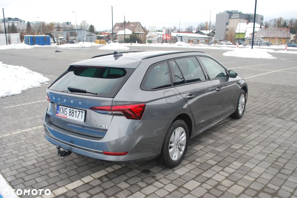 Skoda Octavia - 4