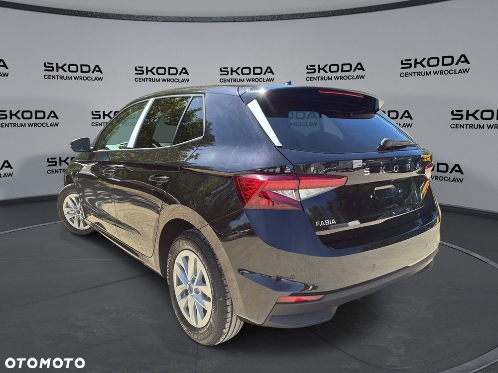 Skoda Fabia - 11