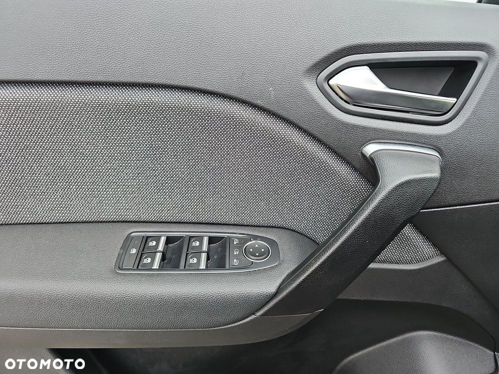 Renault Captur - 17