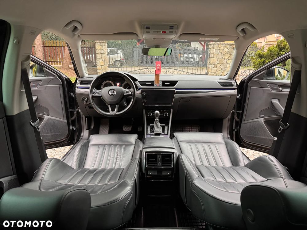 Skoda Superb 2.0 TDI SCR 4x4 L&K DSG - 11