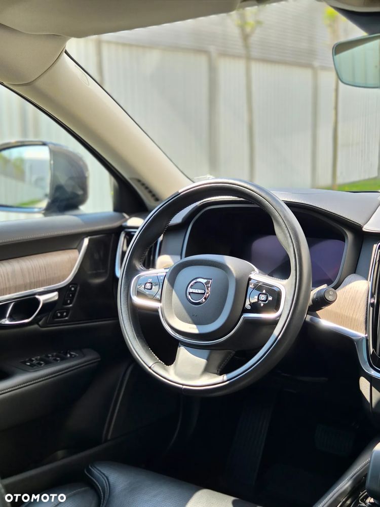 Volvo V90 Cross Country D5 SCR AWD Momentum Pro - 13