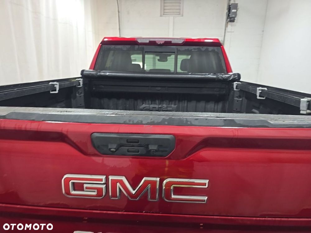 GMC Sierra - 6