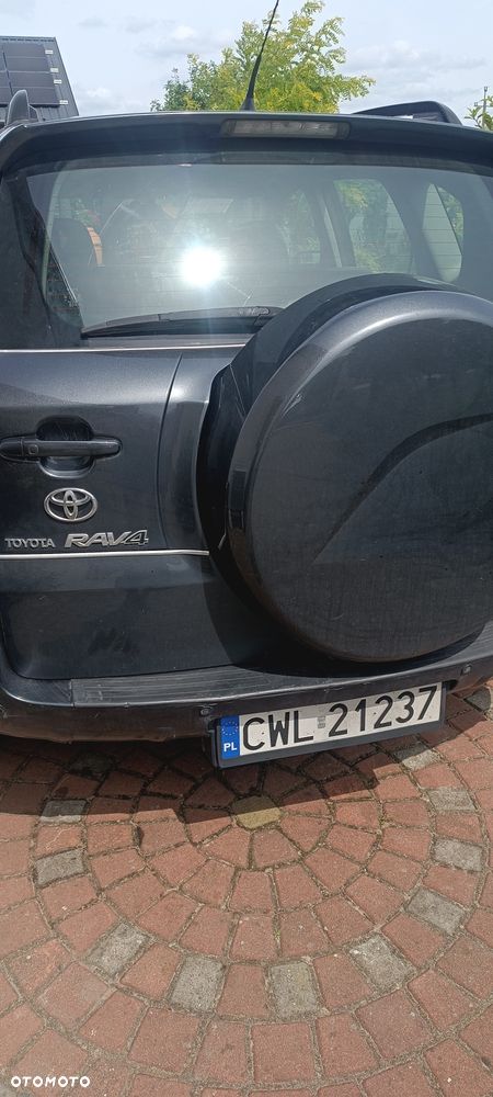Toyota RAV4 - 2