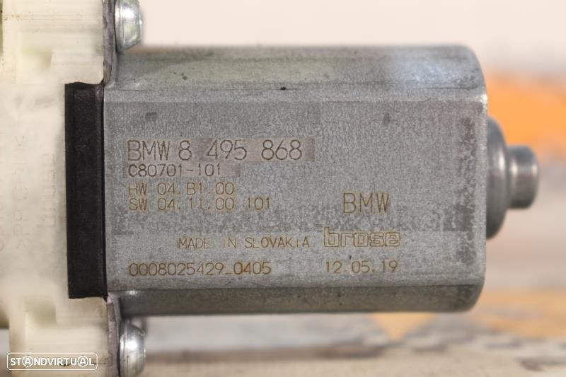 Motor Do Elevador De Vidro Traseiro Direito Bmw 3 (G20)  8495868 / C80 - 5