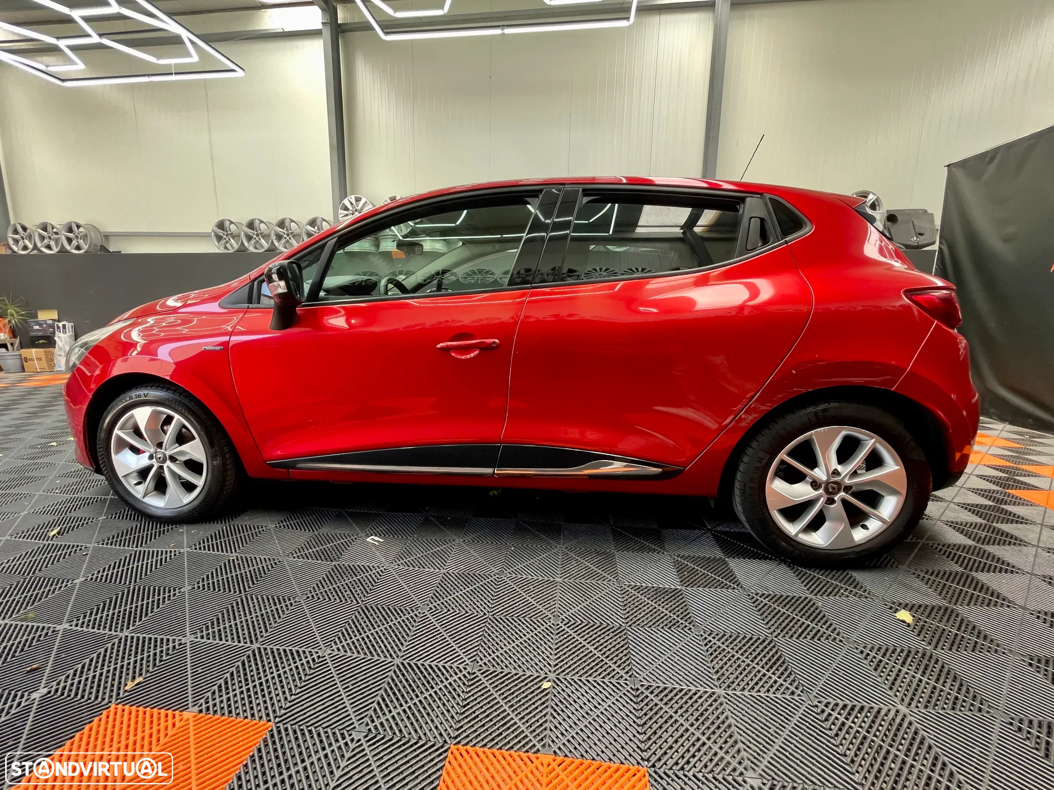 Renault Clio 0.9 TCe Limited - 14