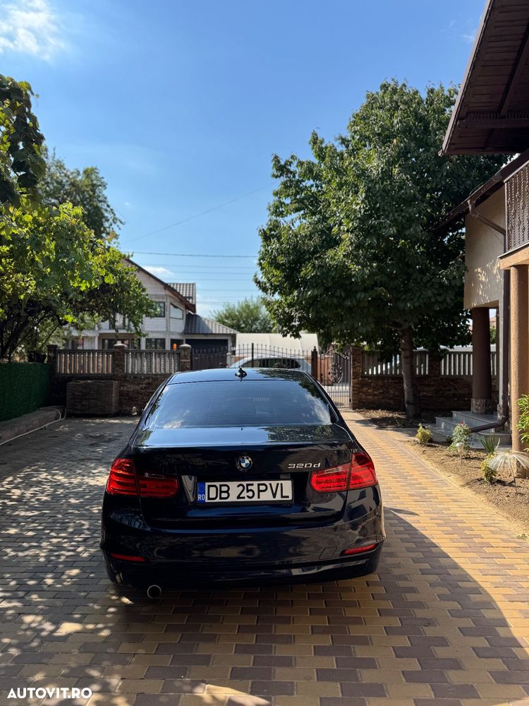 BMW Seria 3 320d EfficientDynamics Edition - 9