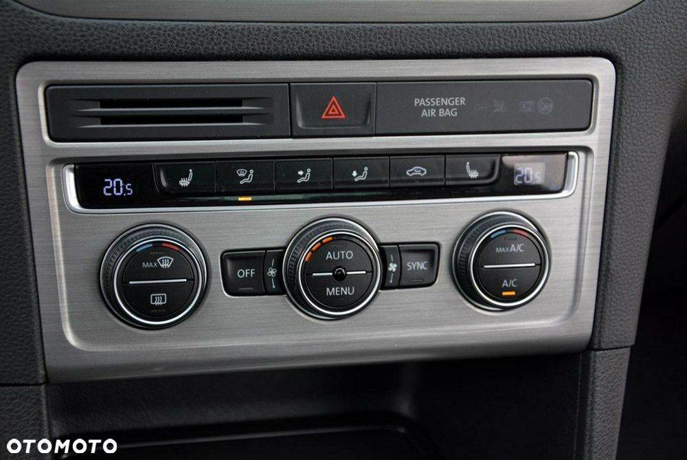 Volkswagen Golf Sportsvan - 31