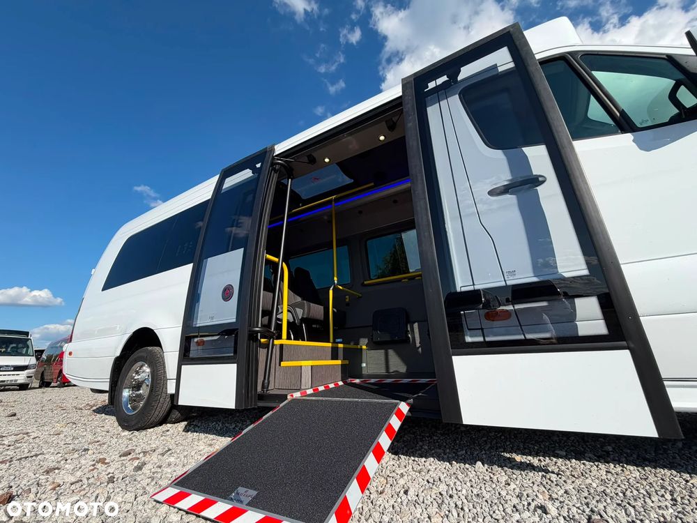 Mercedes-Benz Sprinter 517 - 13
