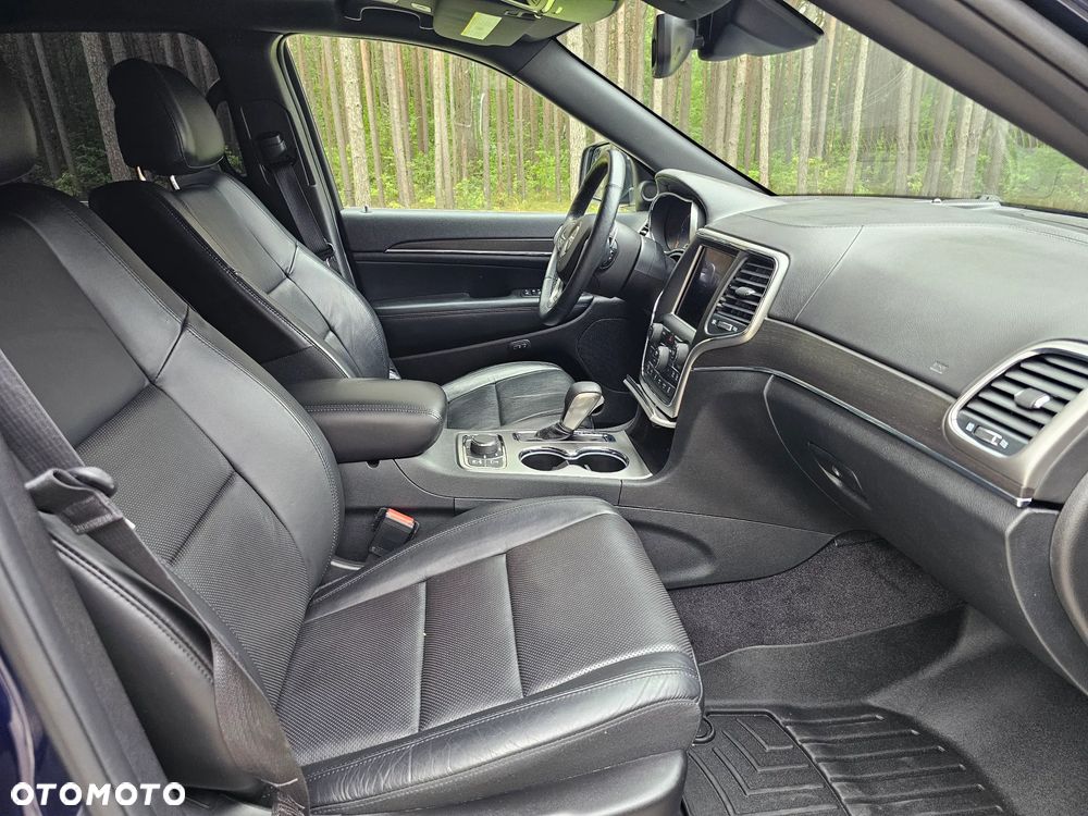 Jeep Grand Cherokee 5.7 V8 HEMI Overland Summit - 17