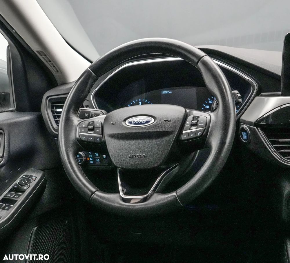 Ford Kuga 1.5 EcoBlue A8 FWD Titanium - 17