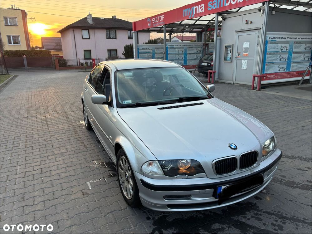 BMW Seria 3 - 1