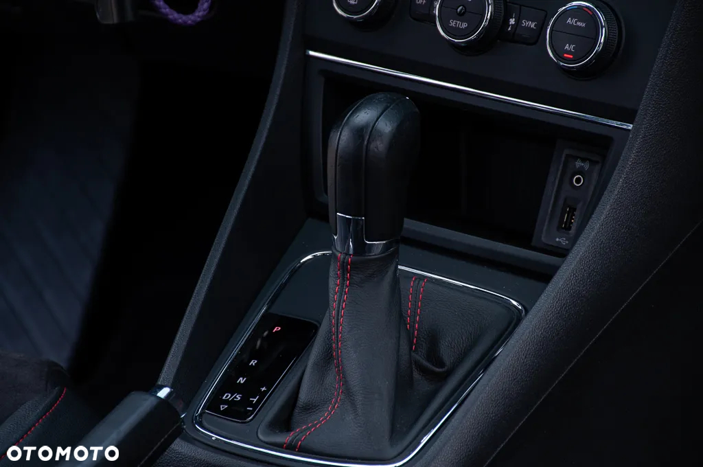 Seat Leon 2.0 TDI FR S&S DSG - 22