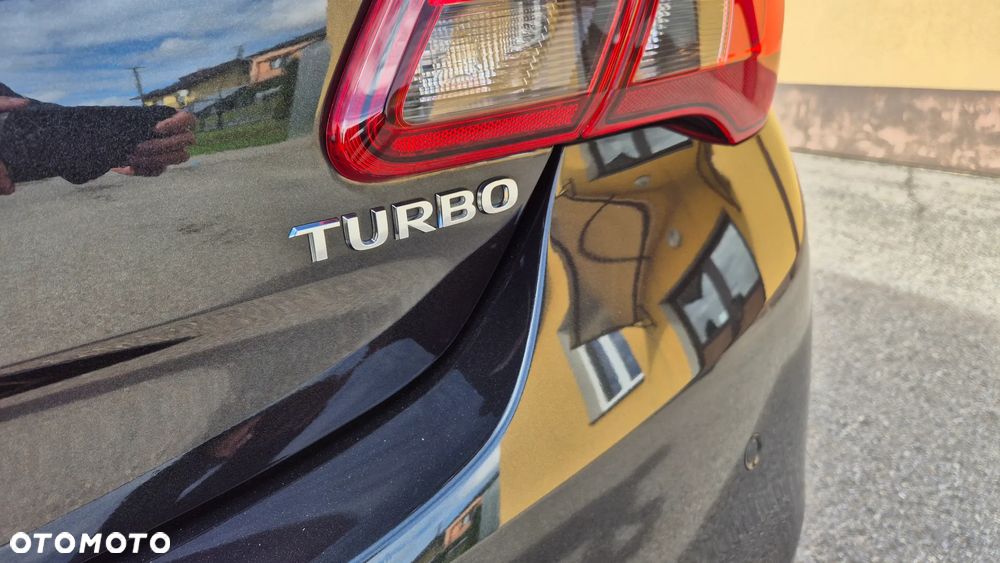 Opel Corsa 1.4 16V Cosmo - 10