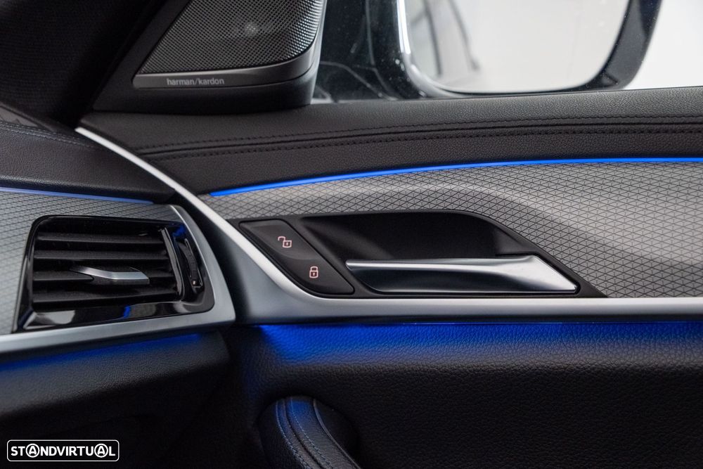 BMW 520 d Pack M Auto - 26