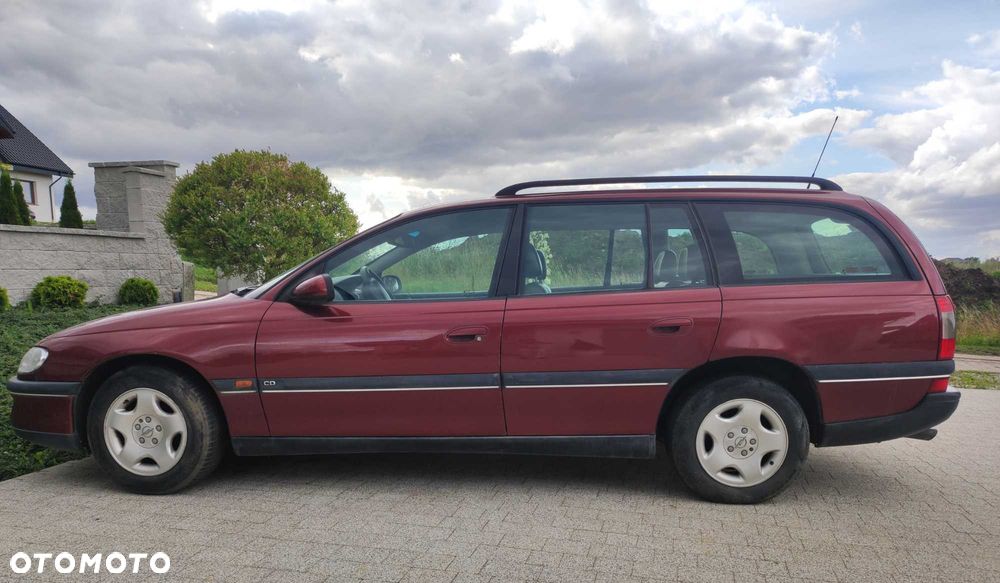 Opel Omega - 2