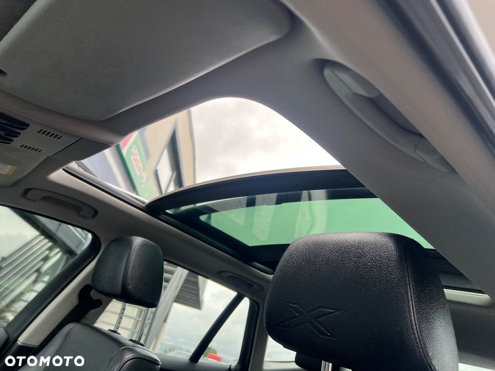 BMW X1 sDrive18d Sport Line - 18