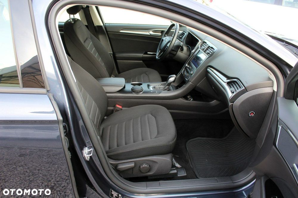 Ford Mondeo SW 2.0 Hybrid Trend - 12