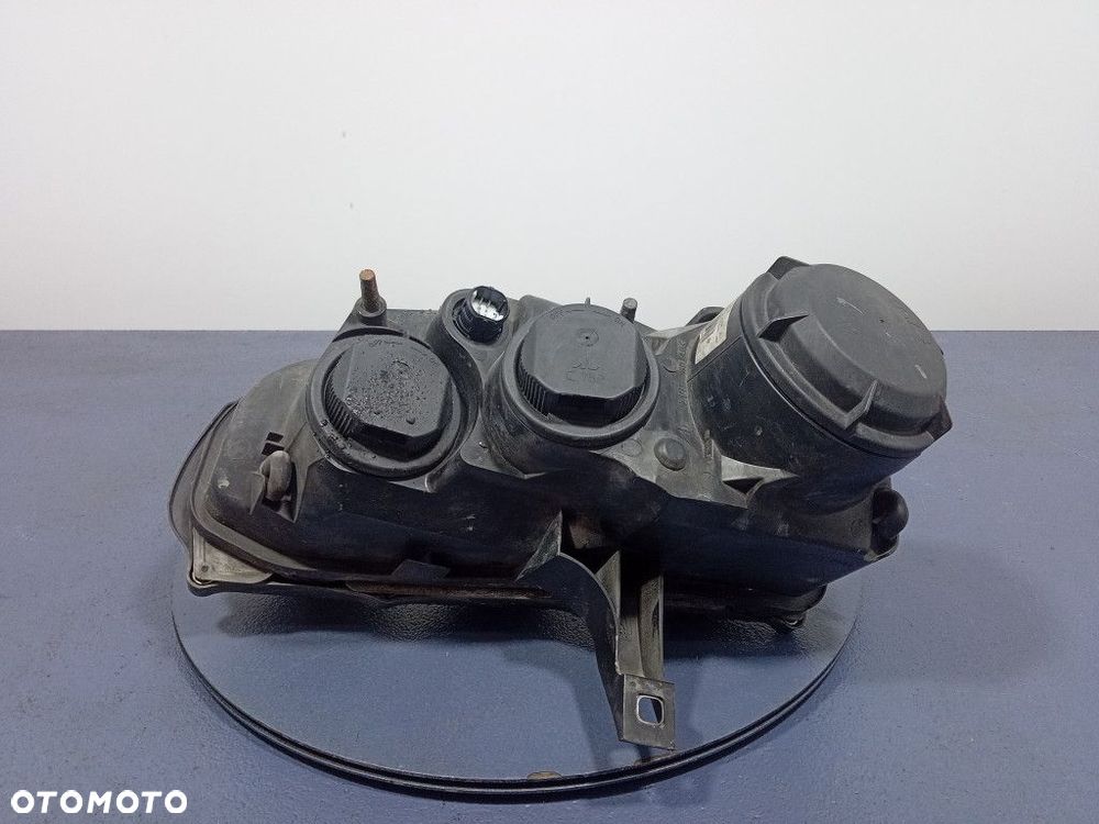 ALFA ROMEO 159 REFLEKTOR PRAWY LAMPA PRZÓD EU 60682088 - 3