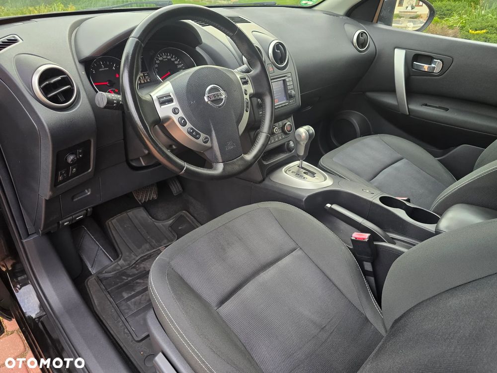 Nissan Qashqai+2 - 19