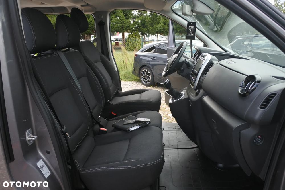 Renault Trafic Grand 2.0 dCi - 6