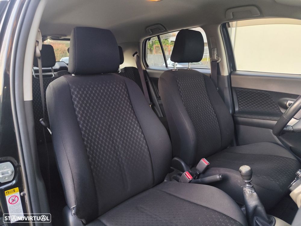 Toyota Urban Cruiser 1.33 VVT-i Sol - 22