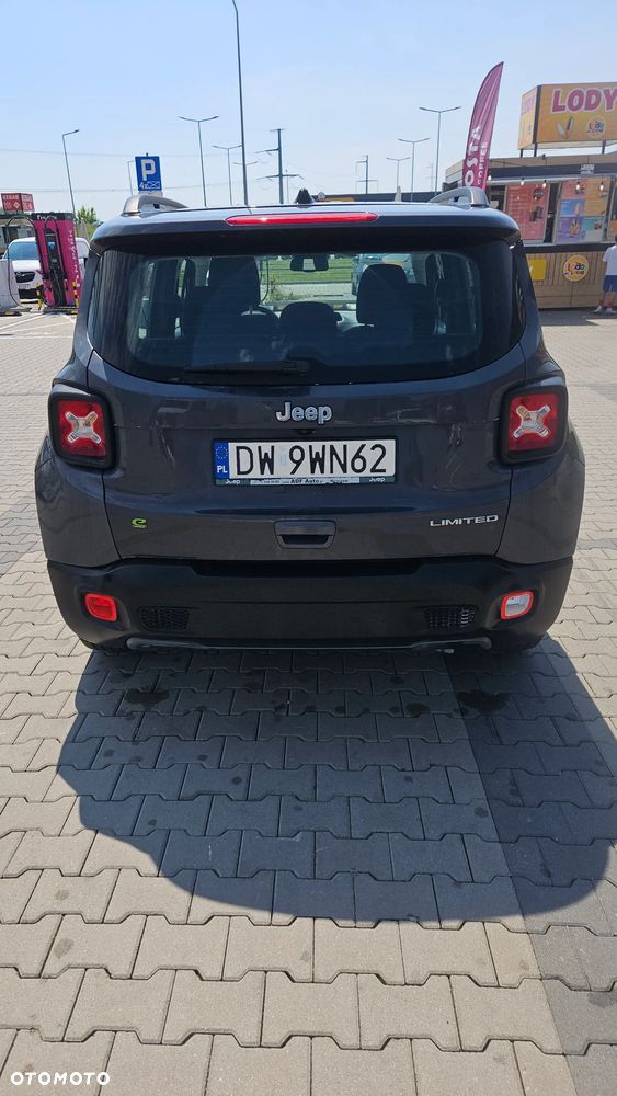 Jeep Renegade 1.5 T4 mHEV Limited FWD S&S DCT - 4