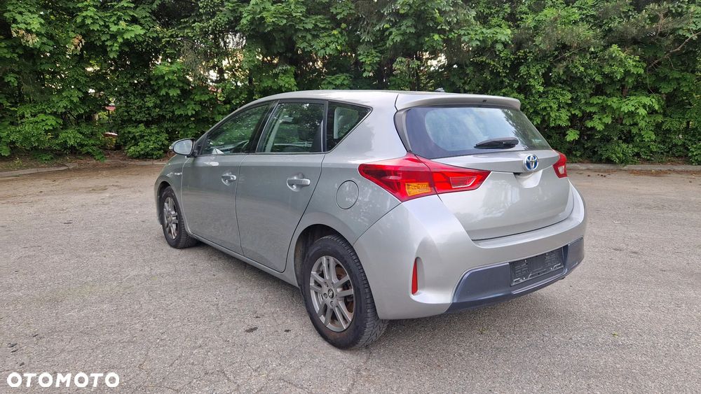 Toyota Auris - 5