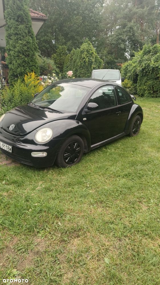 Volkswagen New Beetle - 2