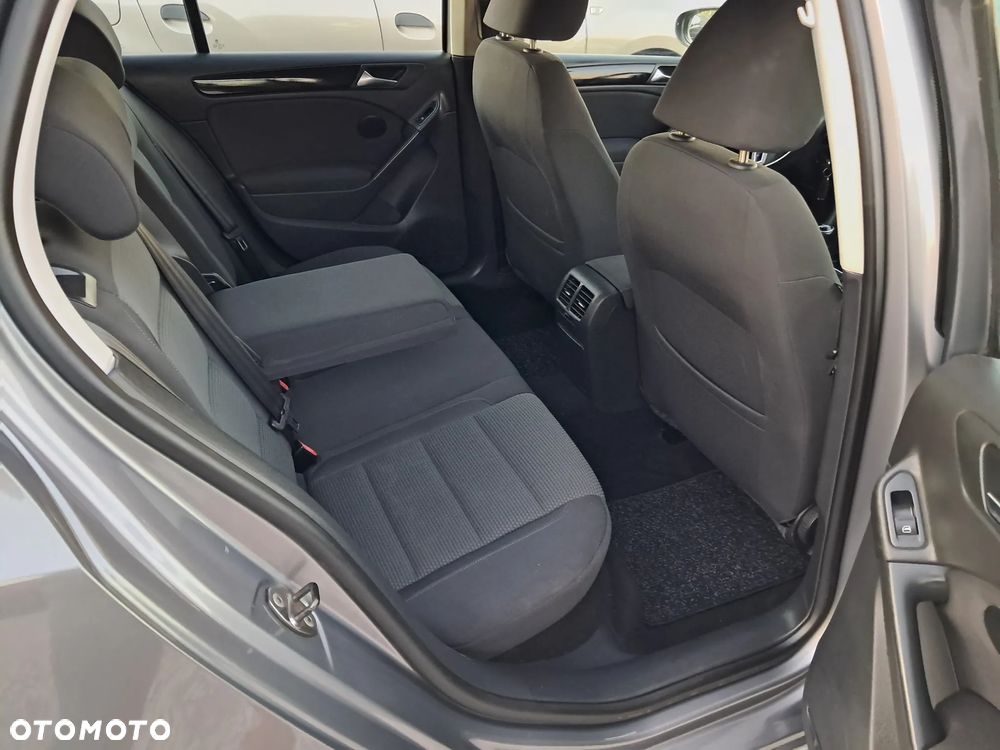 Volkswagen Golf V 1.6 Comfortline - 12