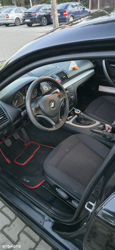 BMW Seria 1 118i - 13