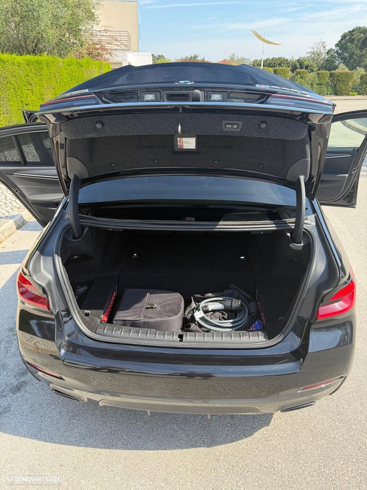 BMW 545 e xDrive Pack M - 10