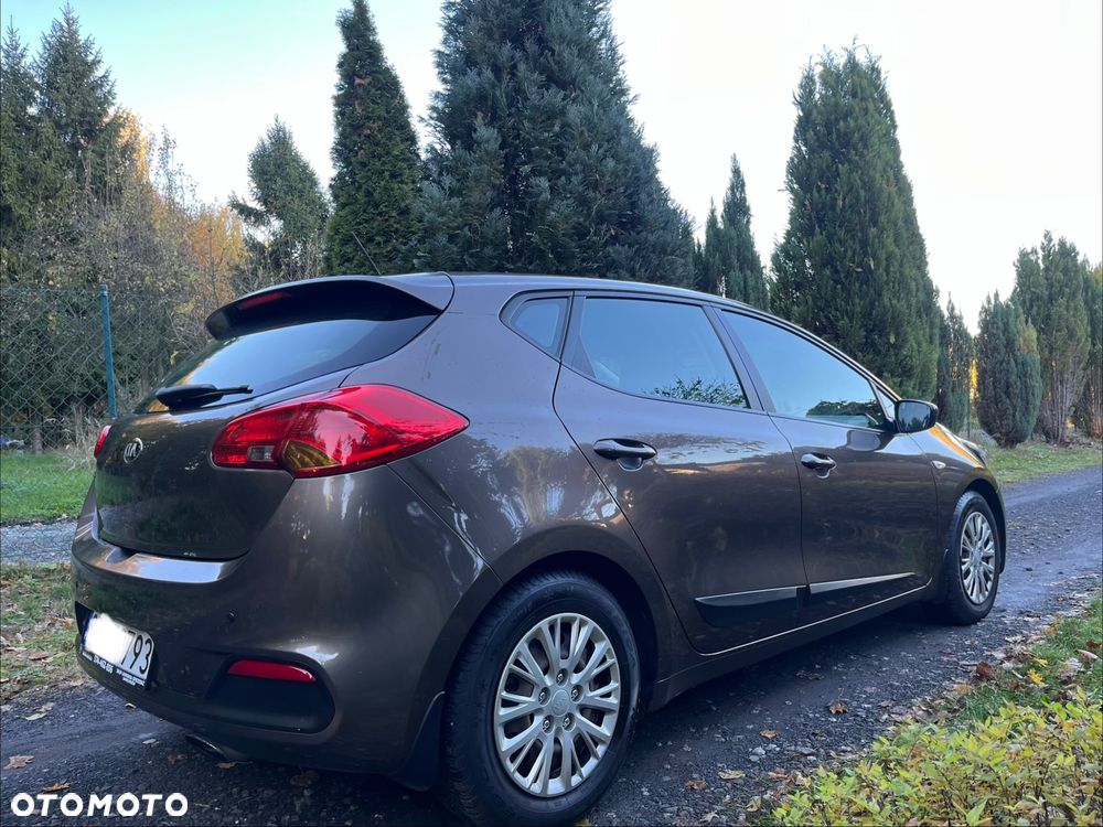 Kia Ceed - 6