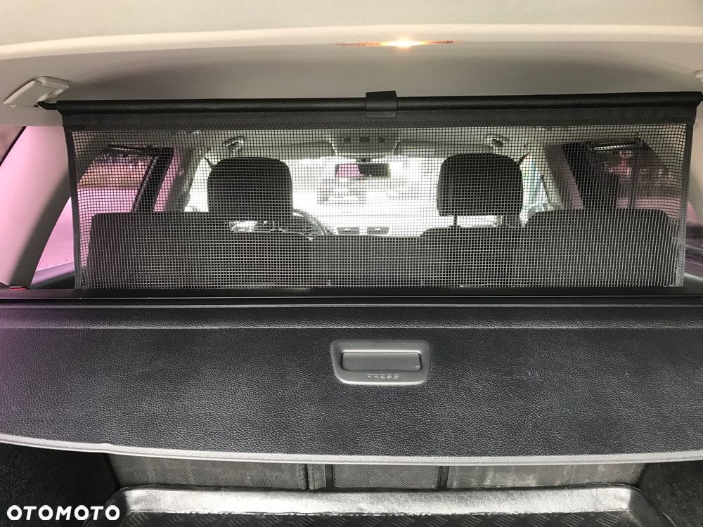 Volkswagen Passat - 8
