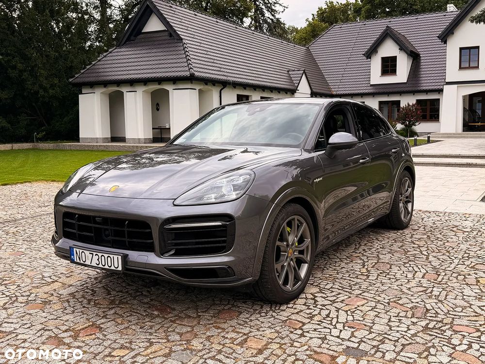 Porsche Cayenne E-Hybrid - 3