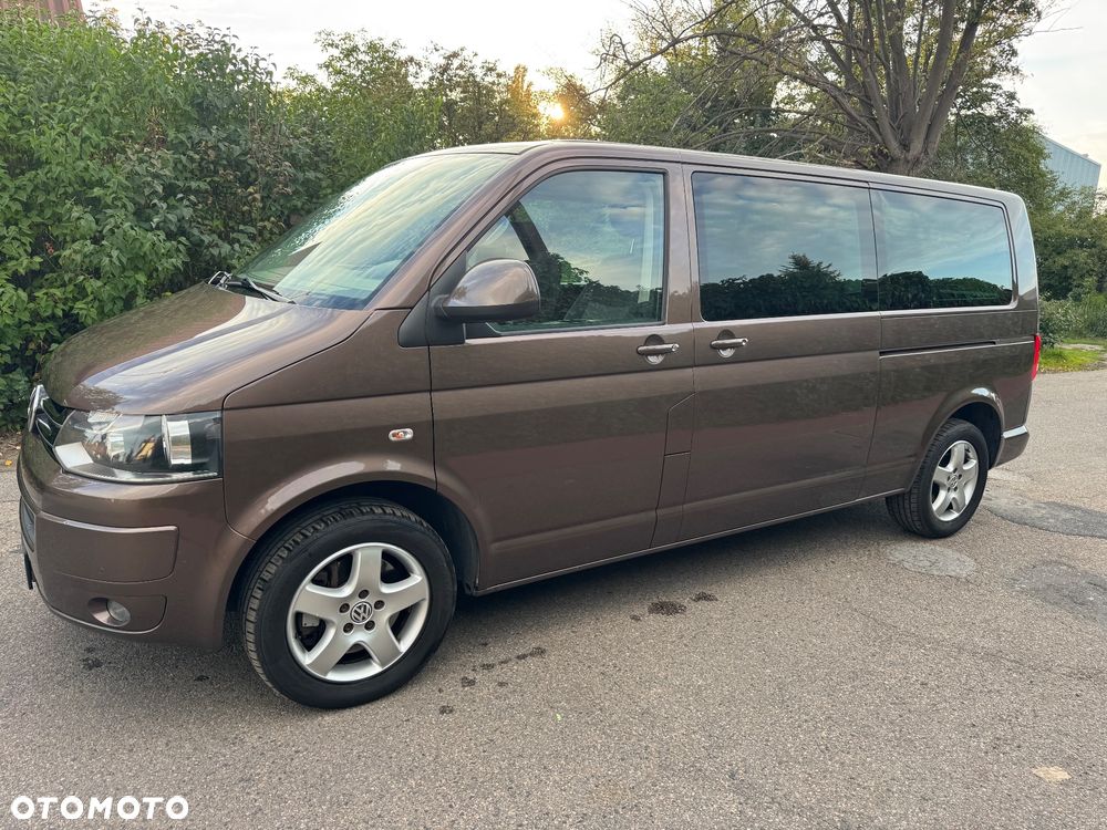 Volkswagen Caravelle - 6