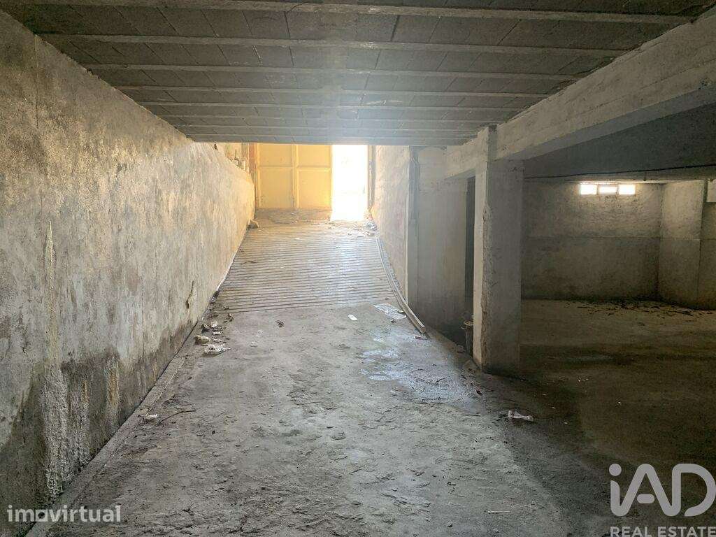 Garagem em Alijó de 292,6 m2 - Grande imagem: 2/6
