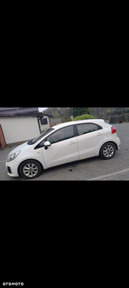 Kia Rio - 1