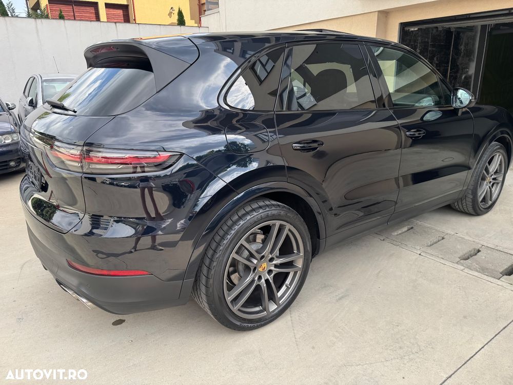 Porsche Cayenne S - 5