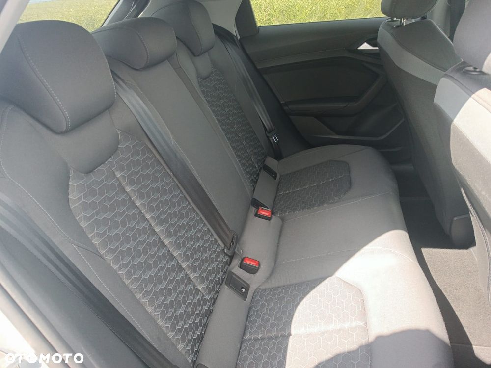 Audi A1 Sportback 1.0 TFSI ultra S tronic sport - 11