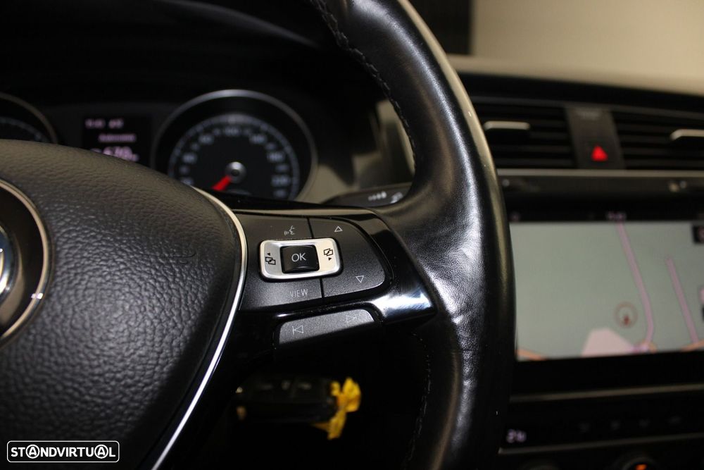 VW Golf Variant 1.6 TDi Confortline - 11