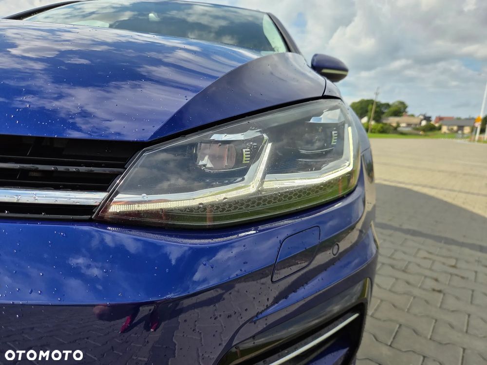 Volkswagen Golf 2.0 TDI R-Line DSG - 11