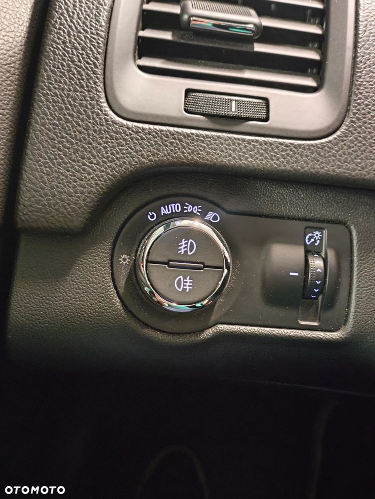 Opel Insignia 2.0 CDTI ecoFLEX Start/Stop Innovation - 11