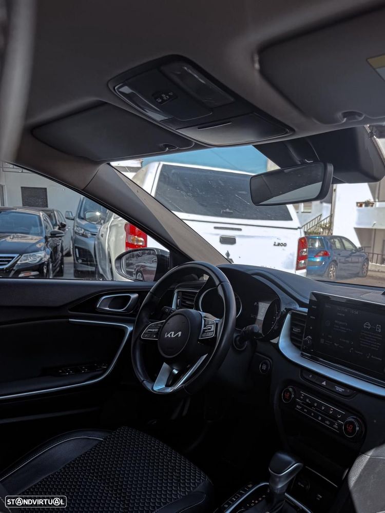 Kia XCeed - 14