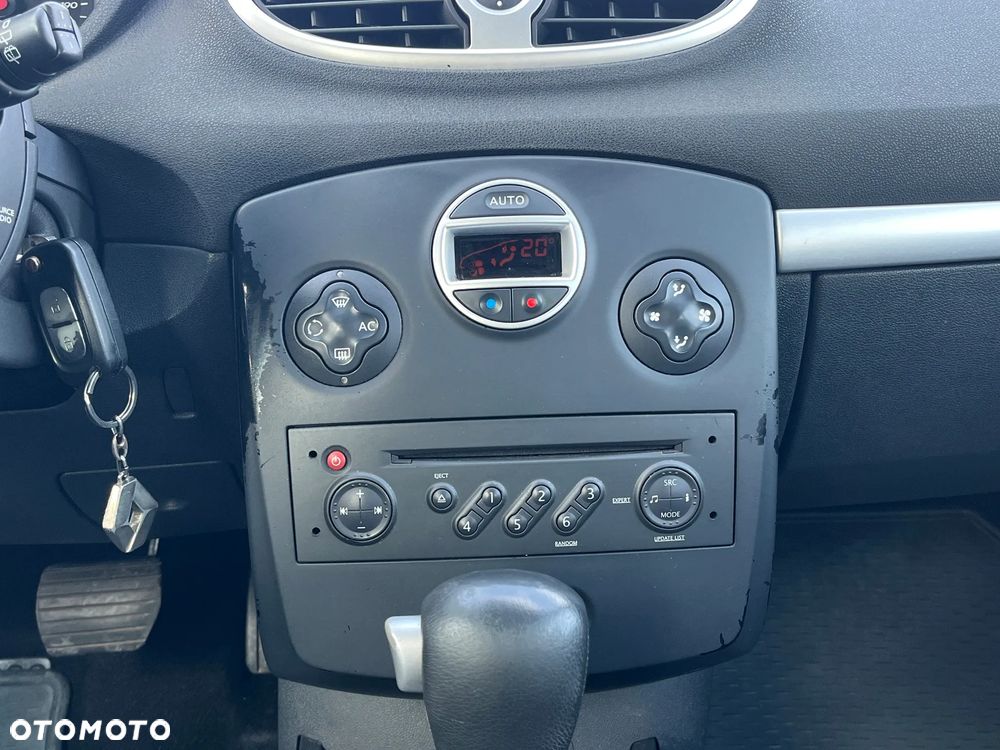 Renault Clio 1.6 16V Dynamique - 19