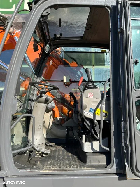 Hitachi ZX 145W-3 - 10