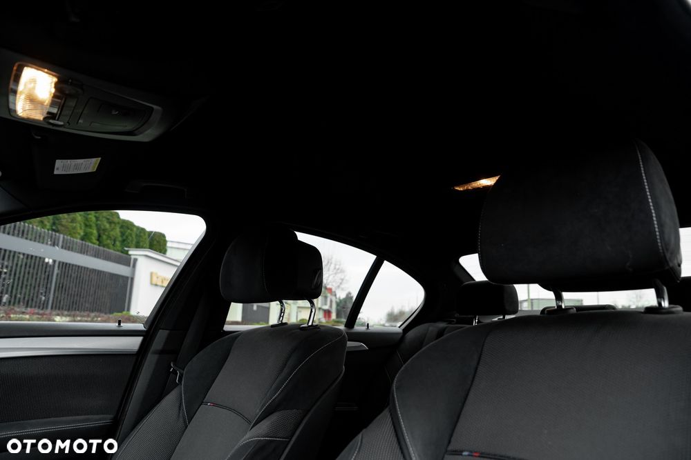 BMW Seria 5 ver-xdrive20d - 40