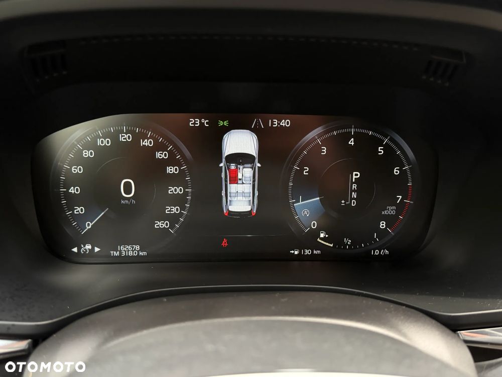 Volvo XC 60 T4 Momentum Pro - 26