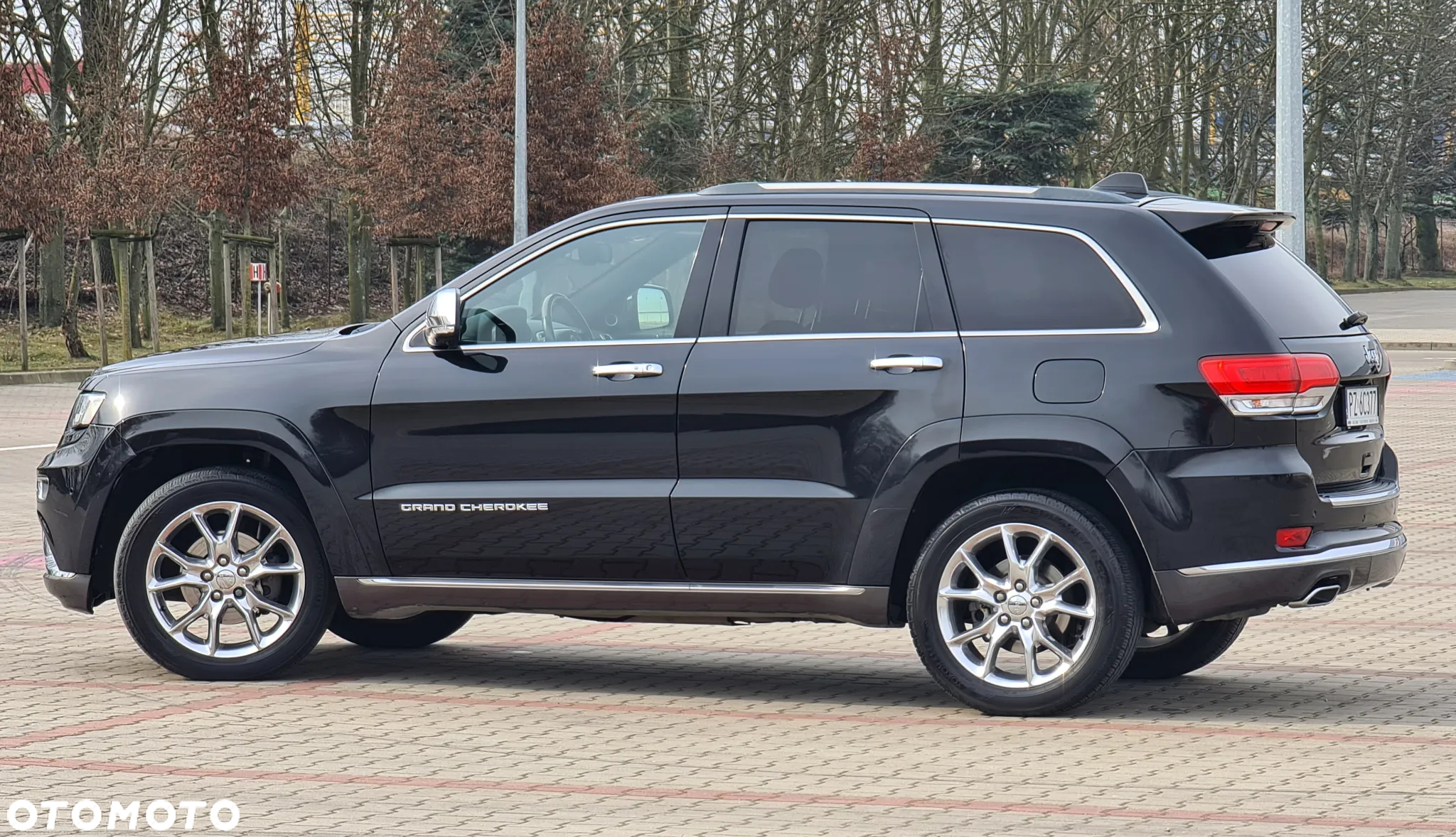 Jeep Grand Cherokee 5.7 V8 HEMI Summit - 5