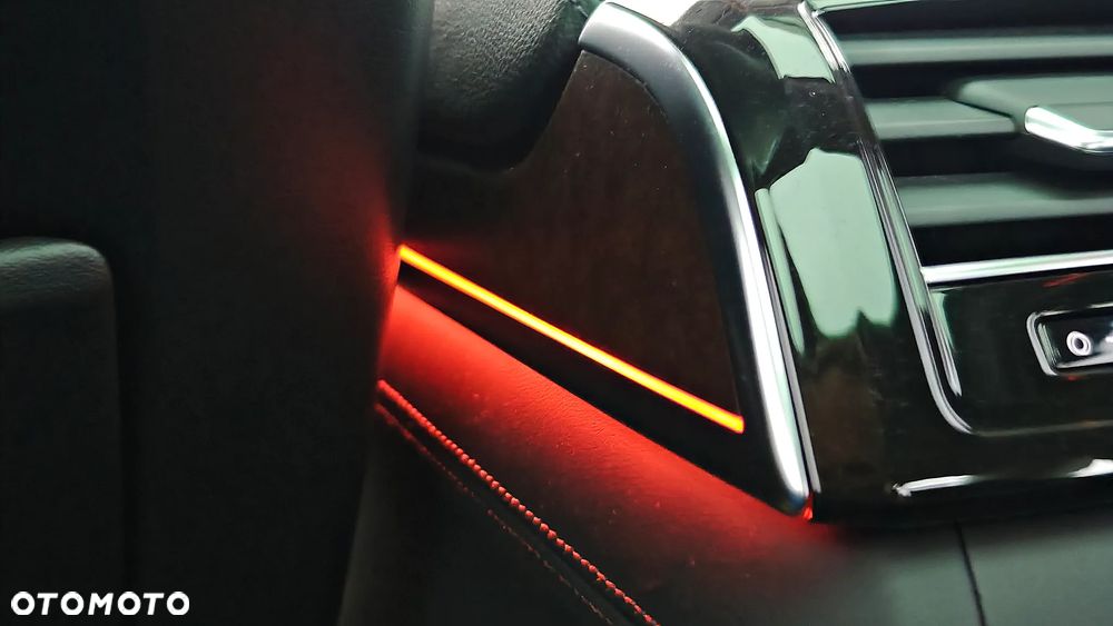 Audi A8 L 55 TFSI quattro tiptronic - 28