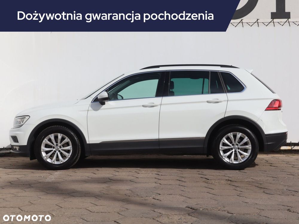Volkswagen Tiguan - 4